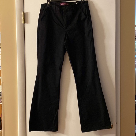 Gloria Vanderbilt Pants - Gloria Vanderbilt black Flare Boot cut leg dress pants size 10